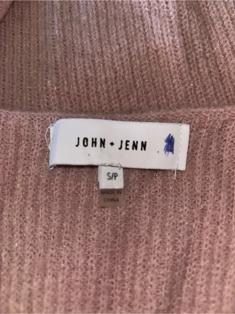 John + Jenn pink ribbed oversize v-neck sweater size S